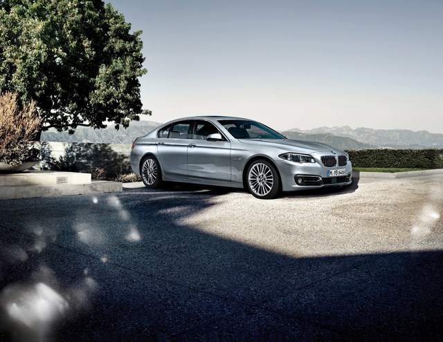 Bmw 5 Series Sedan foto 39