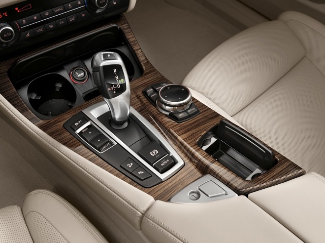 Bmw 5 Series Sedan foto 57