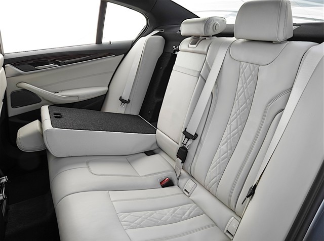 Bmw 5 Series Sedan photo 86