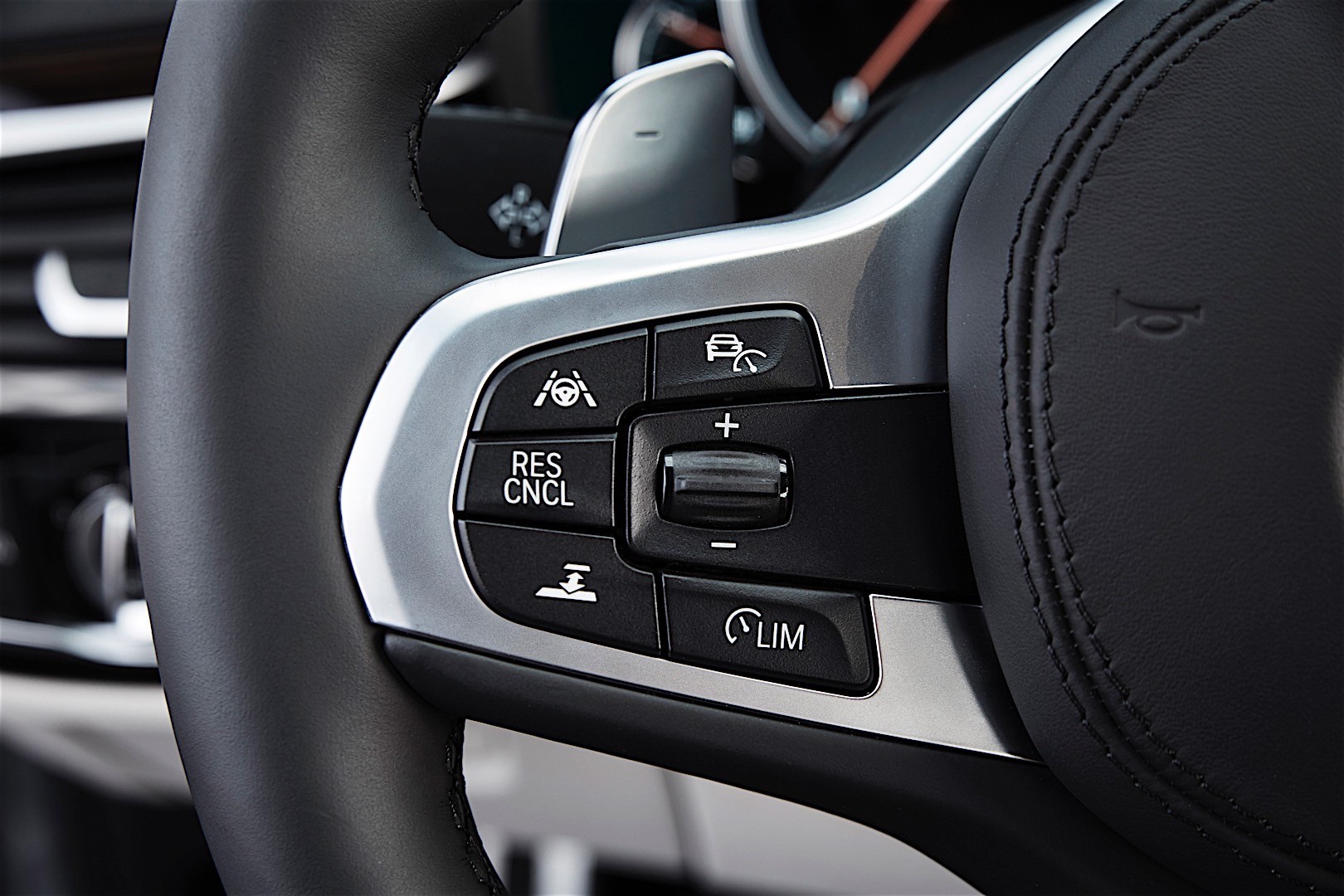 Bmw 5 Series Sedan photo 94