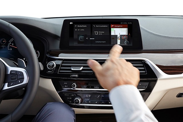 Bmw 5 Series Sedan photo 101