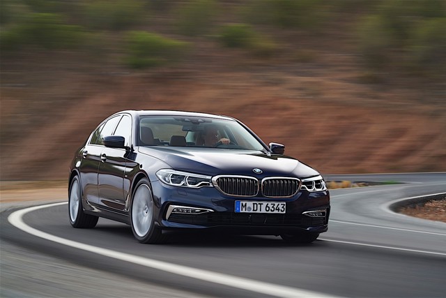 Bmw 5 Series Sedan photo 10