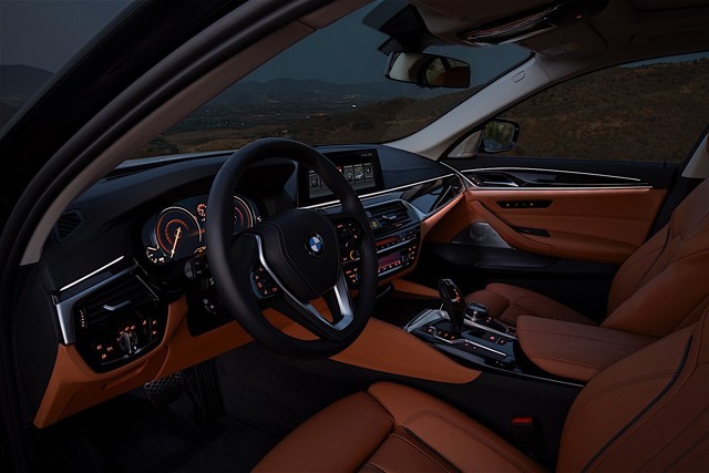 Bmw 5 Series Sedan photo 73