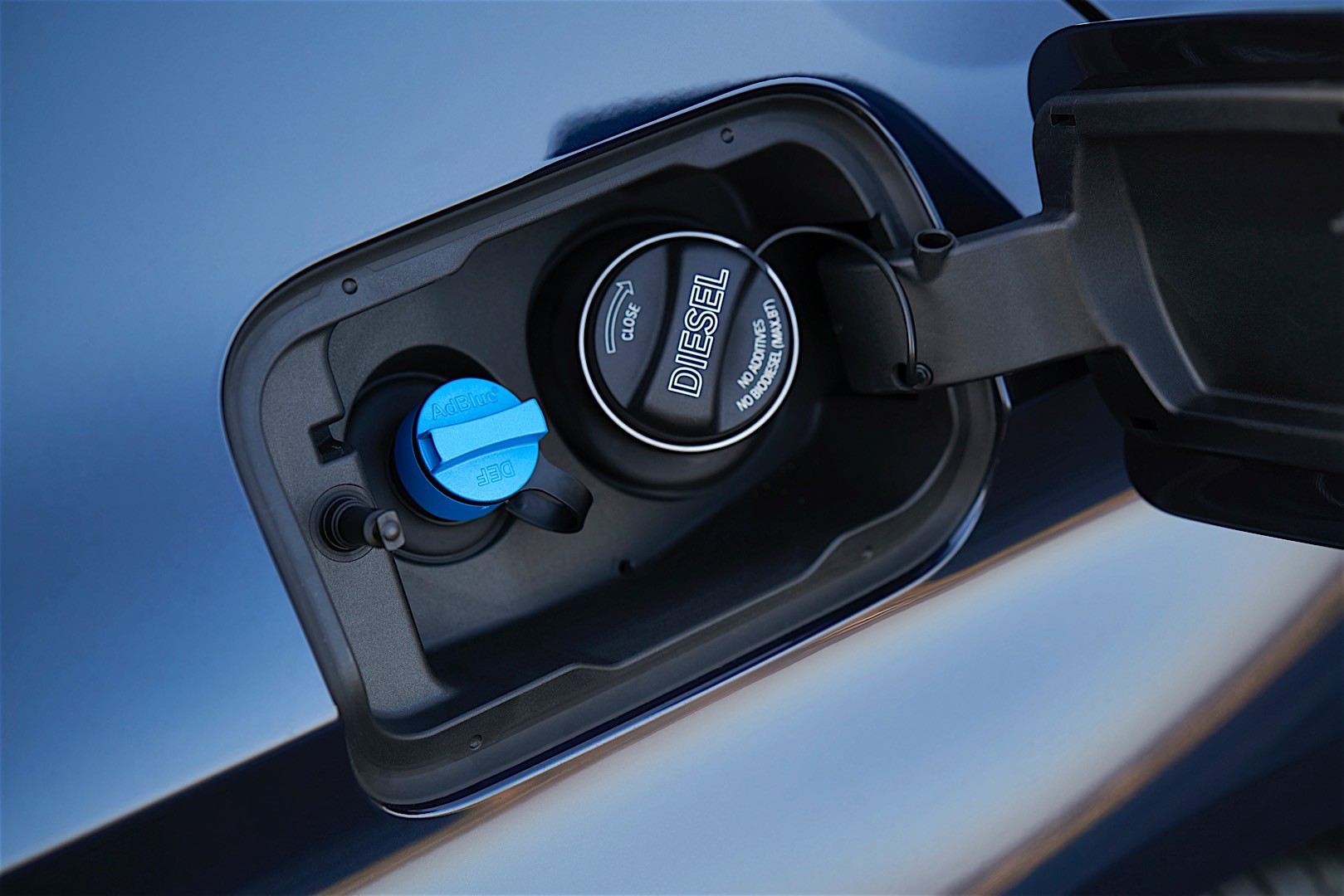 Bmw 5 Series Sedan photo 32