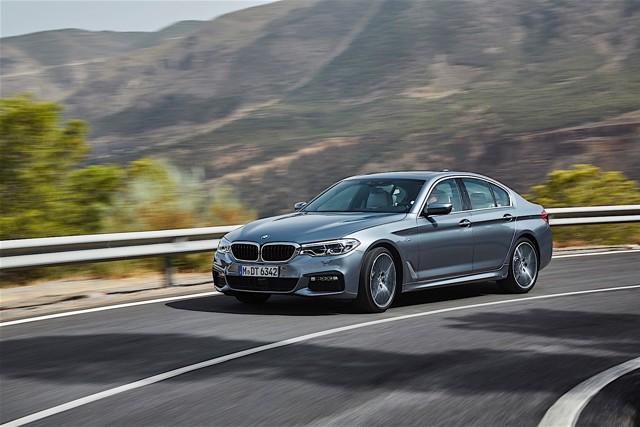 Bmw 5 Series Sedan photo 42