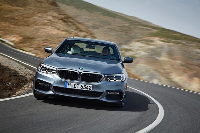 Bmw 5 Series Sedan photo 43