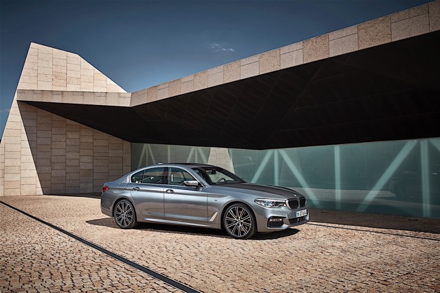 Bmw 5 Series Sedan photo 46