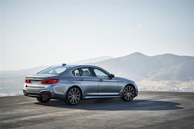 Bmw 5 Series Sedan photo 53