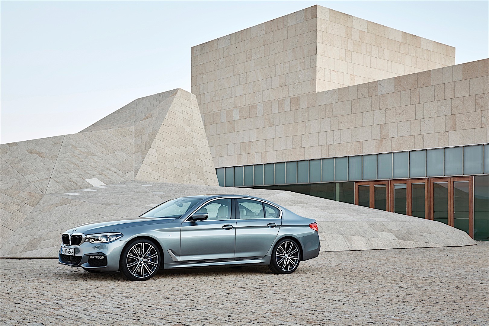 Bmw 5 Series Sedan photo 54