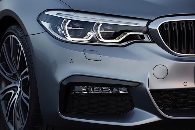 Bmw 5 Series Sedan photo 64