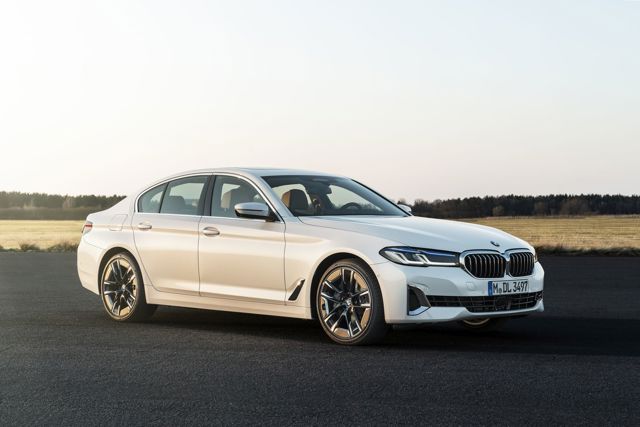 Bmw 5 Series Sedan photo 64