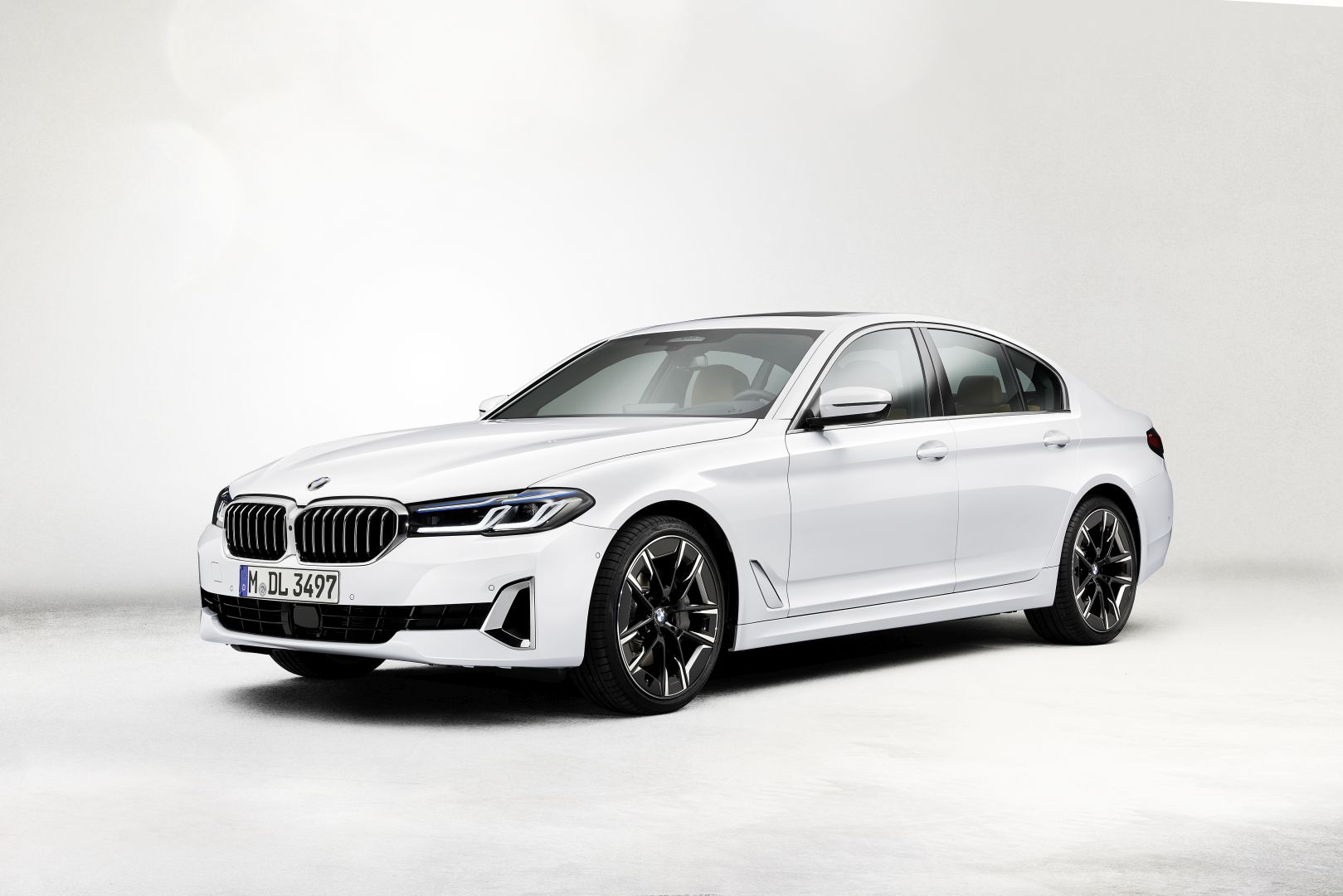 Bmw 5 Series Sedan photo 66