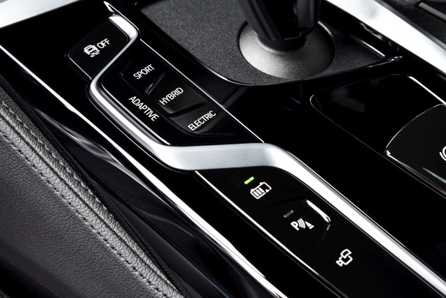 Bmw 5 Series Sedan photo 194
