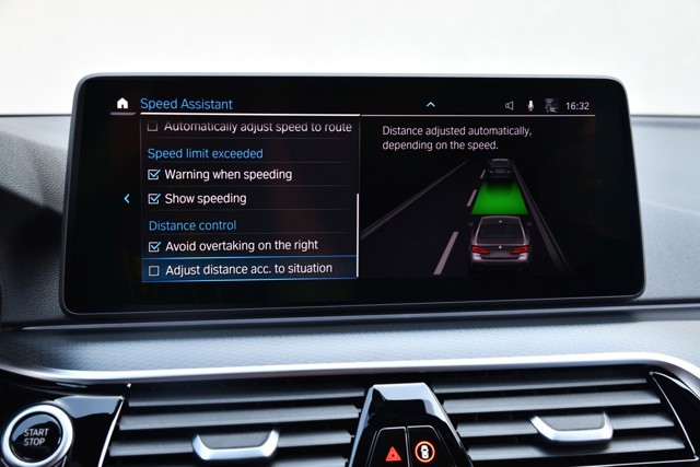 Bmw 5 Series Sedan photo 211
