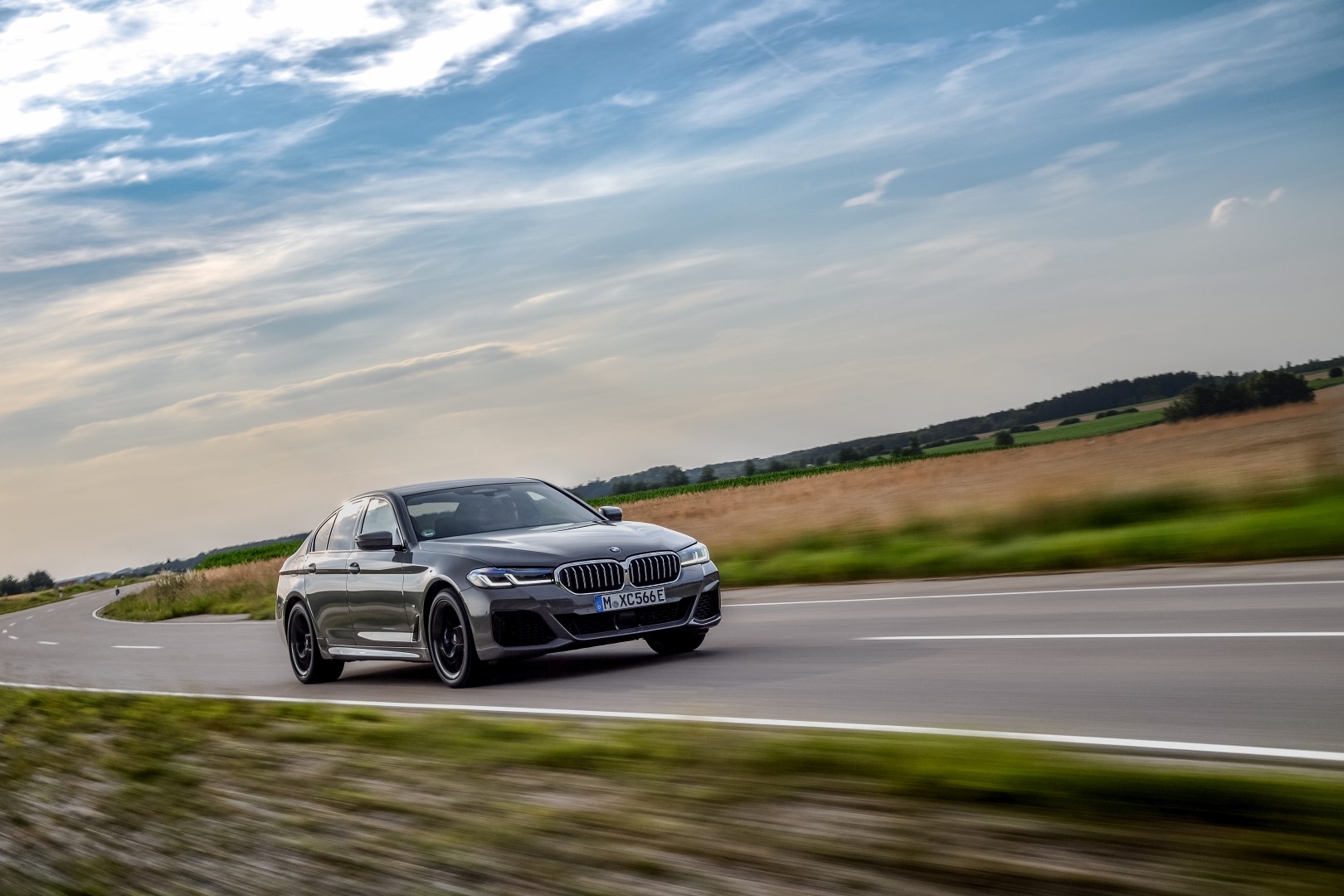 Bmw 5 Series Sedan photo 121