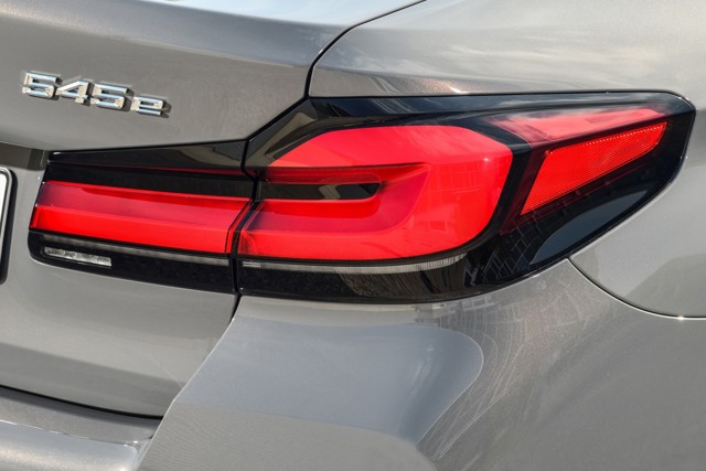 Bmw 5 Series Sedan photo 149