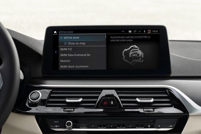 Bmw 5 Series Sedan photo 178