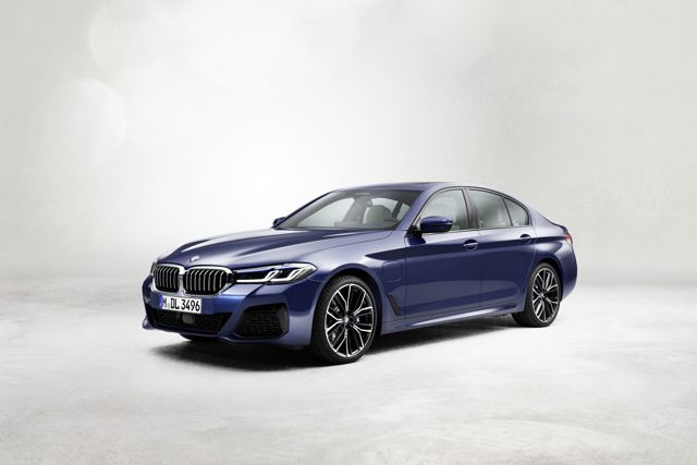 Bmw 5 Series Sedan photo 38