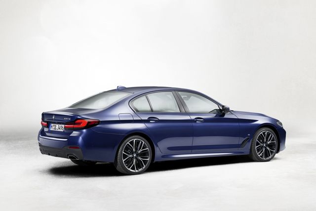 Bmw 5 Series Sedan photo 41