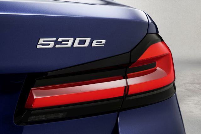 Bmw 5 Series Sedan photo 52