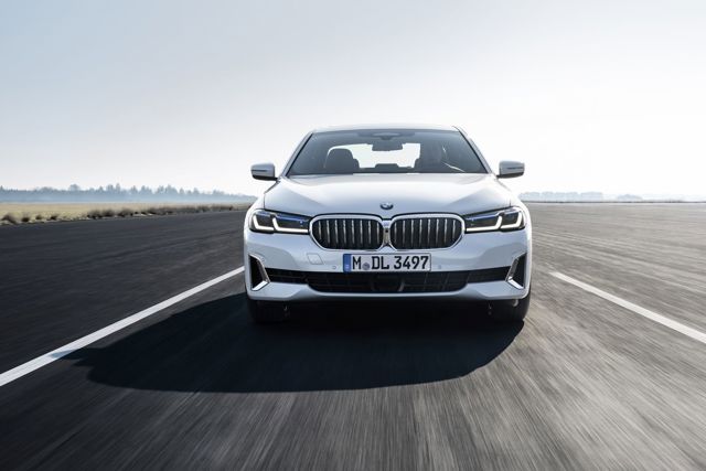 Bmw 5 Series Sedan photo 62