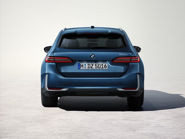 Bmw 5 Series Touring photo 5
