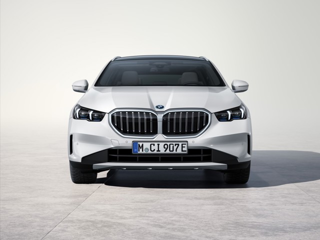 Bmw 5 Series Touring photo 10