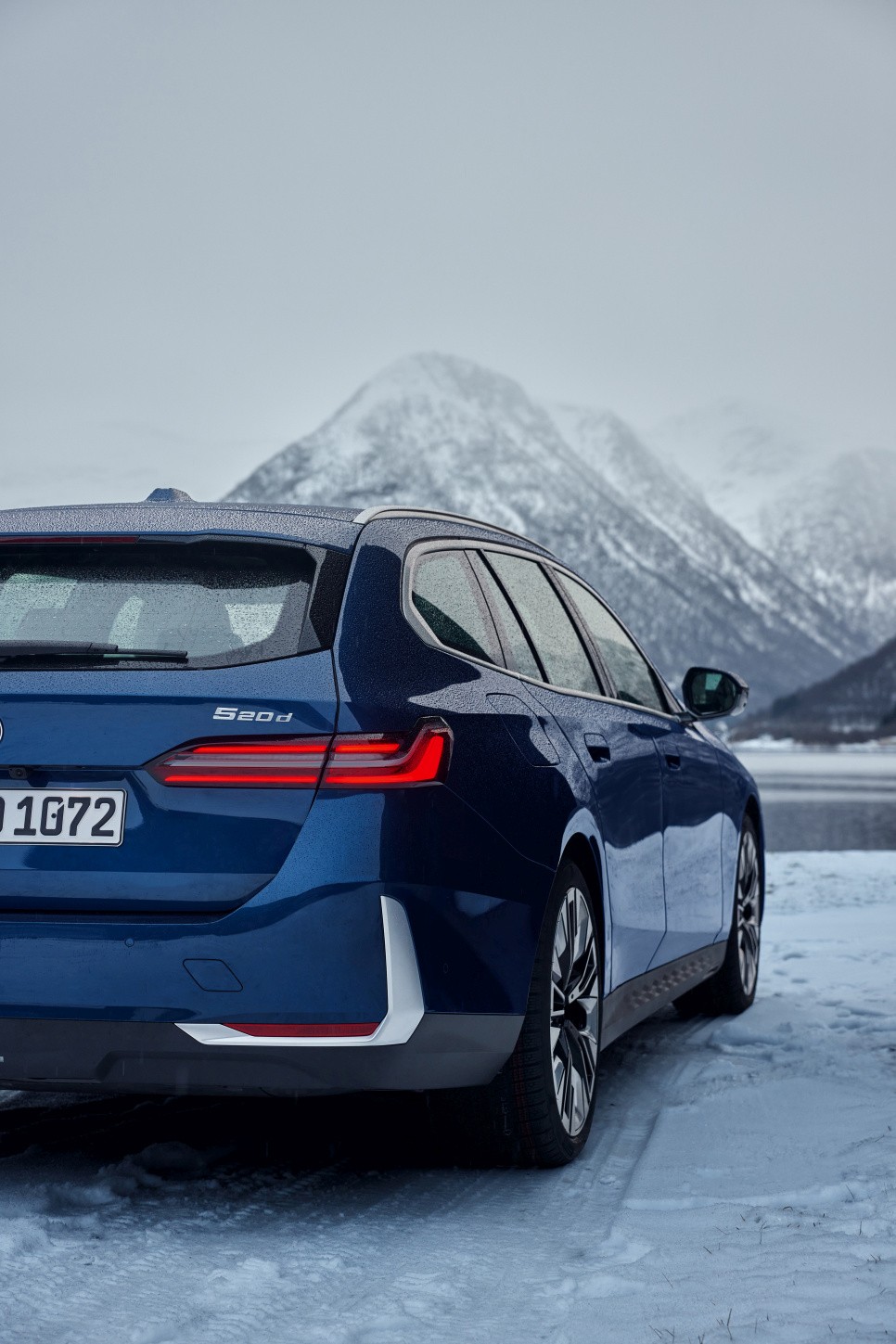 Bmw 5 Series Touring photo 33