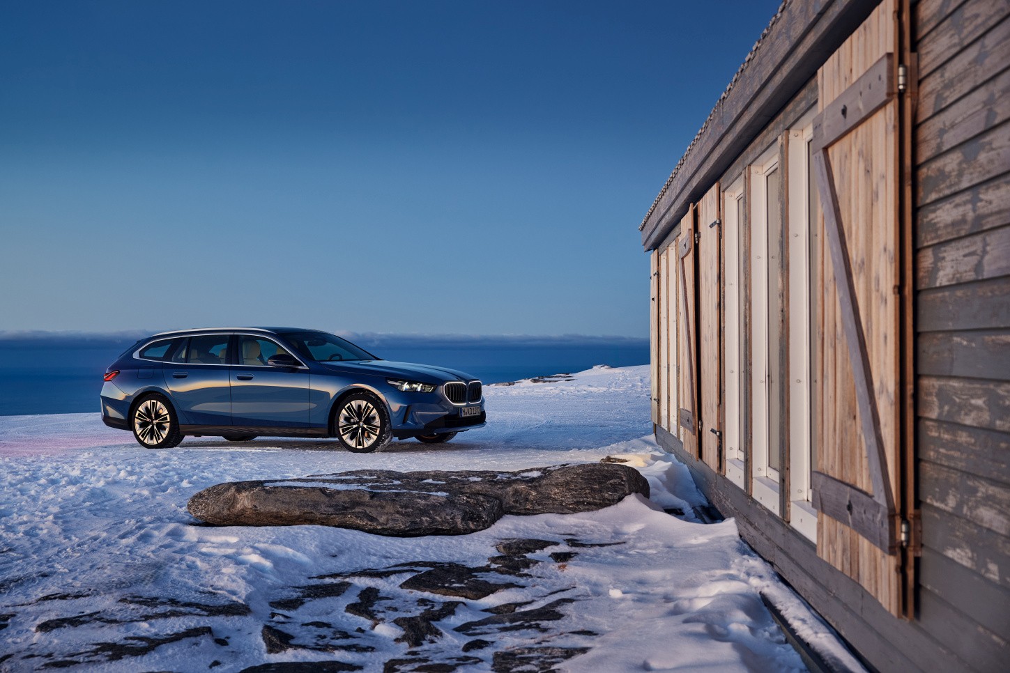 Bmw 5 Series Touring photo 39