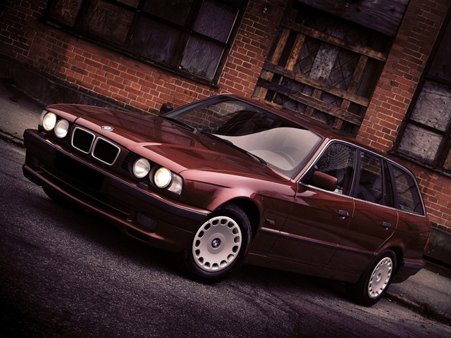 Bmw 5 Series Touring foto 12