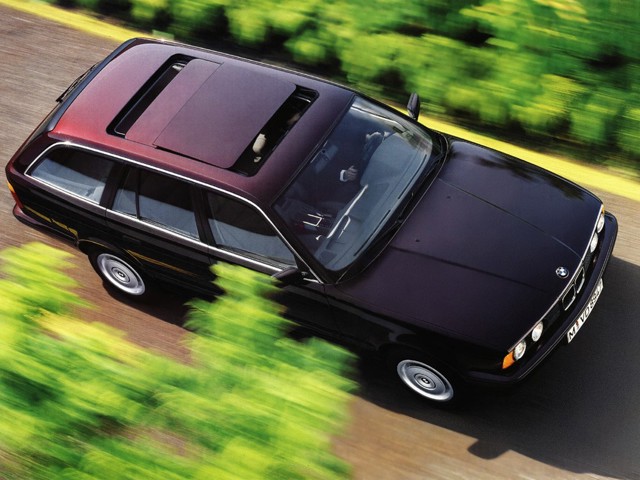 Bmw 5 Series Touring foto 13
