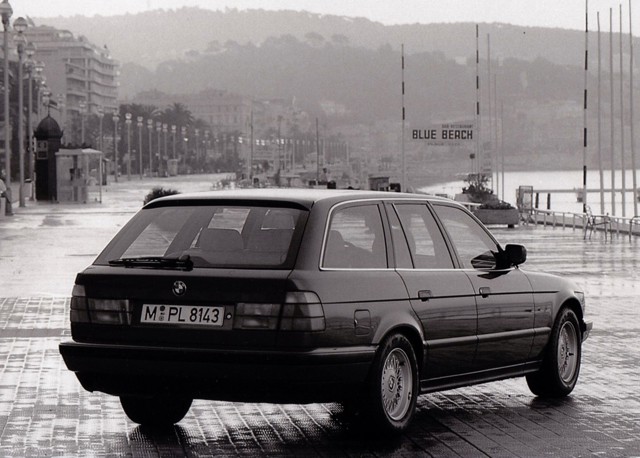 Bmw 5 Series Touring foto 26