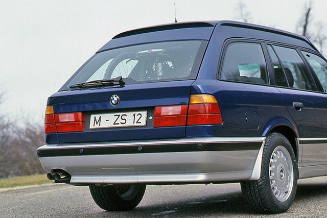 Bmw 5 Series Touring foto 30