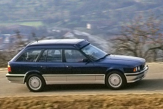 Bmw 5 Series Touring foto 34