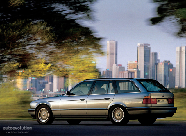 Bmw 5 Series Touring foto 3