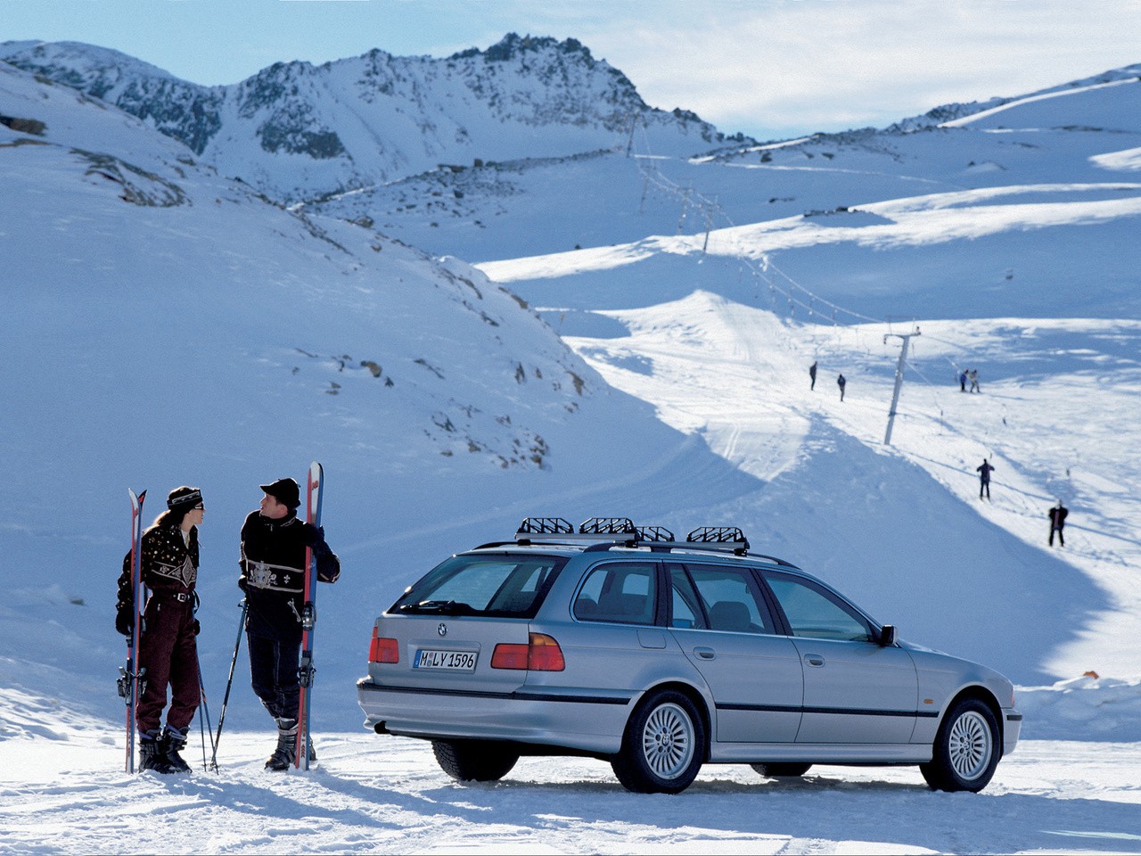 Bmw 5 Series Touring photo 20