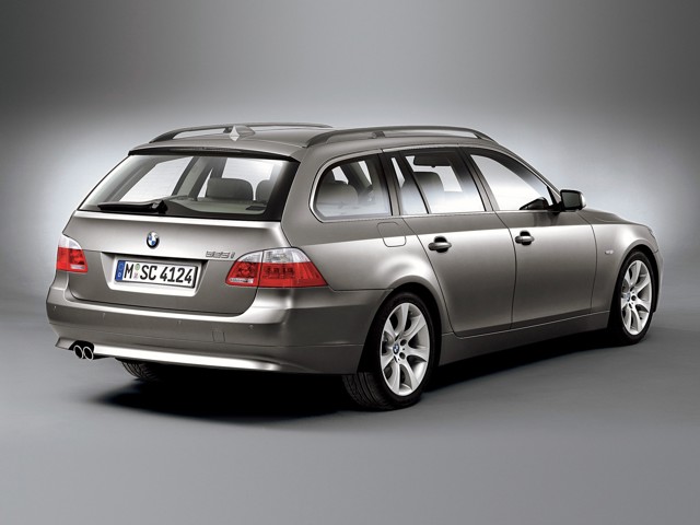 Bmw 5 Series Touring photo 55