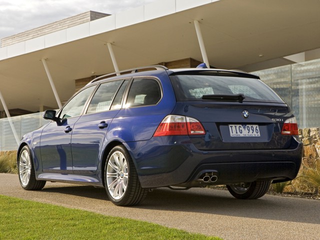 Bmw 5 Series Touring photo 80