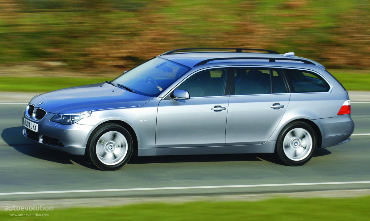 Bmw 5 Series Touring photo 4
