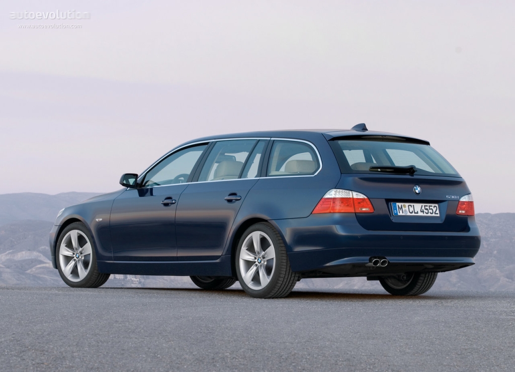 Bmw 5 Series Touring photo 5