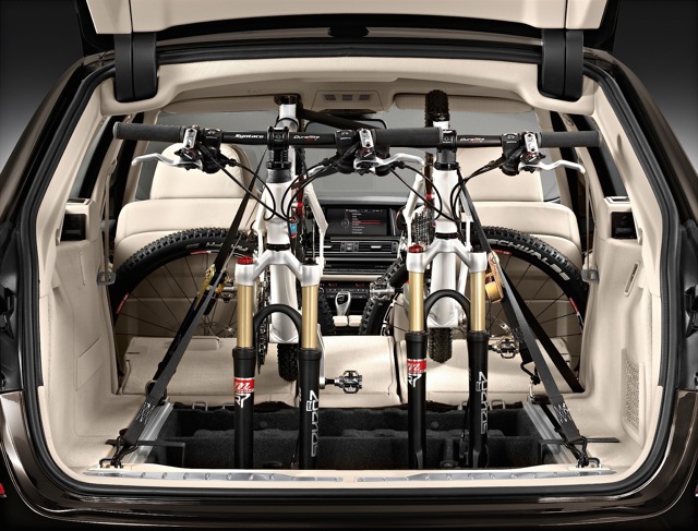 Bmw 5 Series Touring photo 95