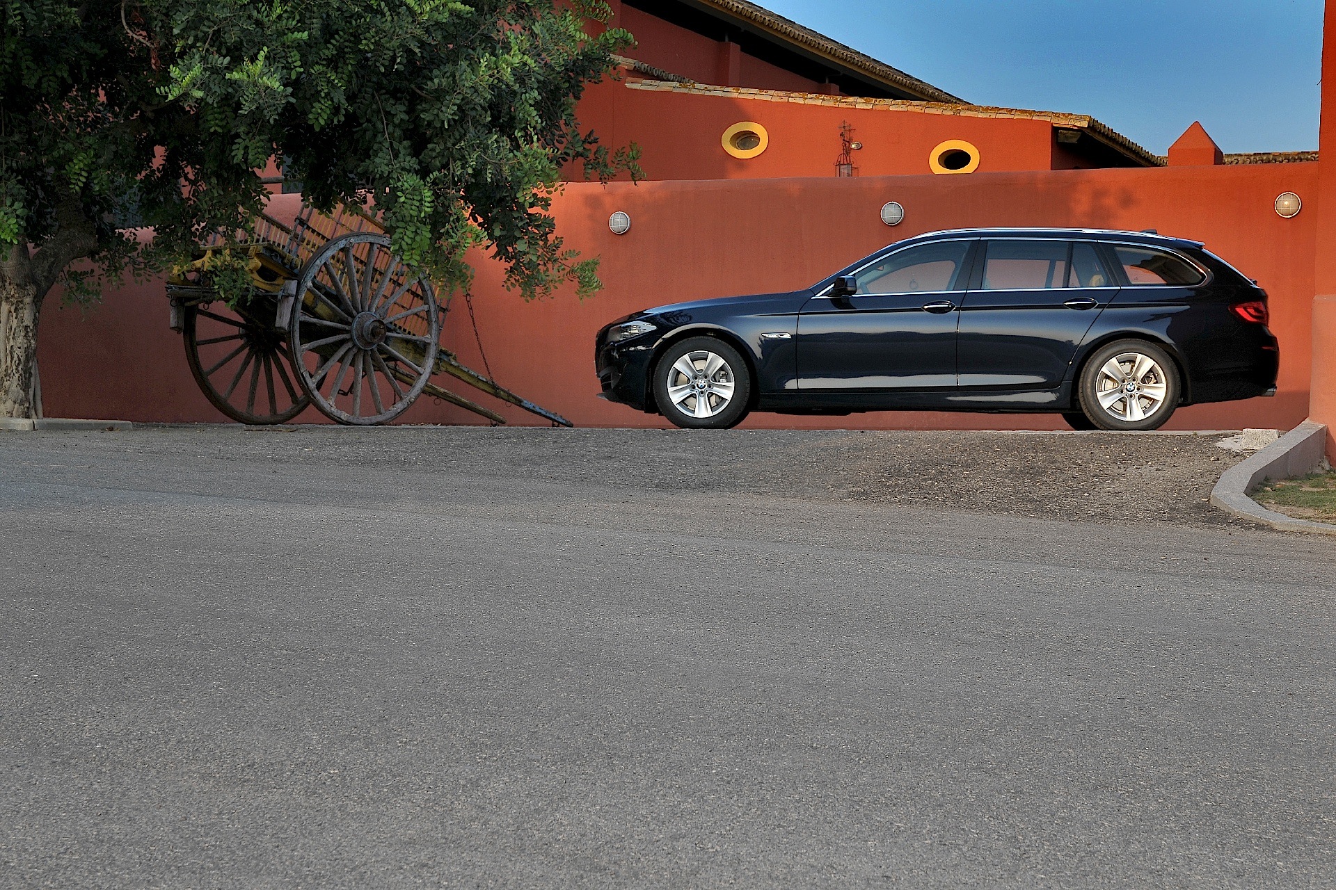 Bmw 5 Series Touring photo 50