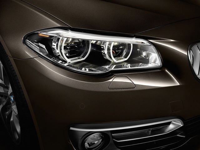 Bmw 5 Series Touring foto 15