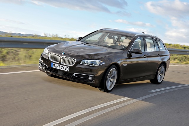 Bmw 5 Series Touring foto 28