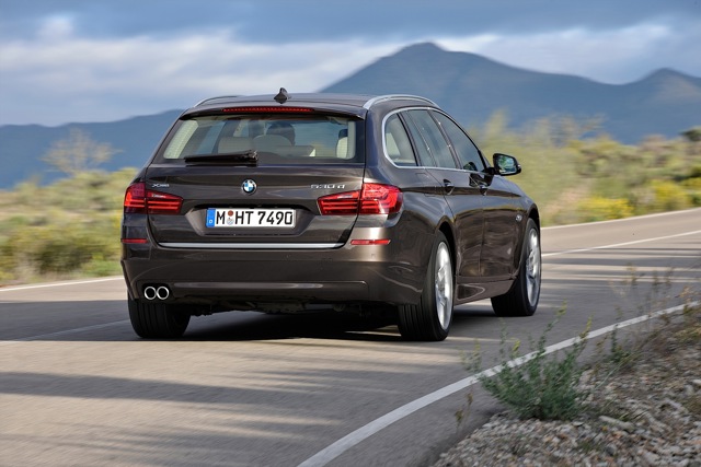 Bmw 5 Series Touring foto 32