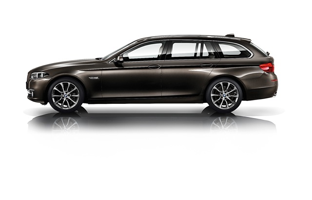 Bmw 5 Series Touring foto 4