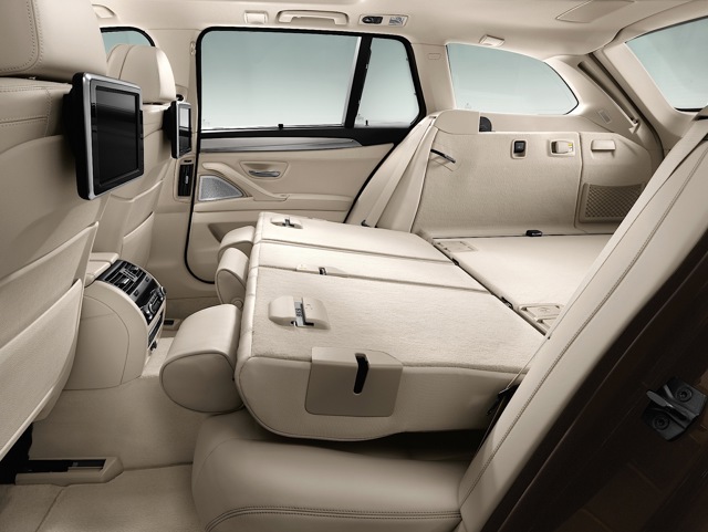 Bmw 5 Series Touring foto 48