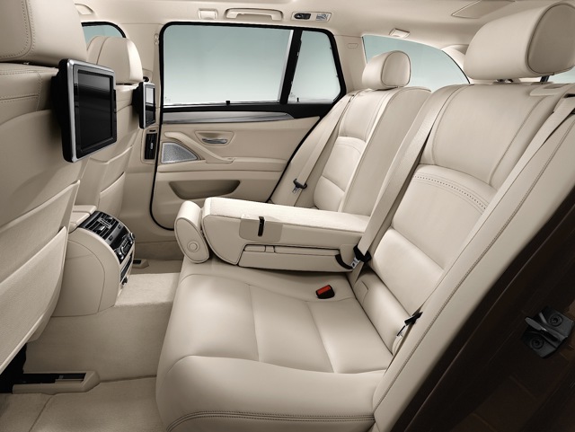 Bmw 5 Series Touring foto 49