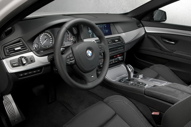 Bmw 5 Series Touring foto 84