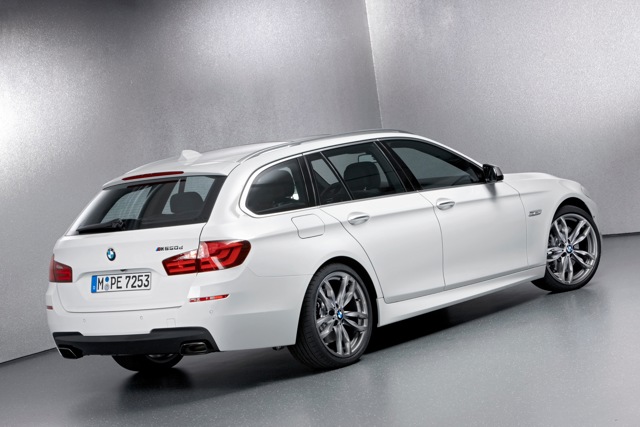Bmw 5 Series Touring foto 44